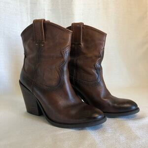 Lucky Brand Western Cowboy Boots